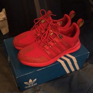 Adidas sl loop red reptile size 9